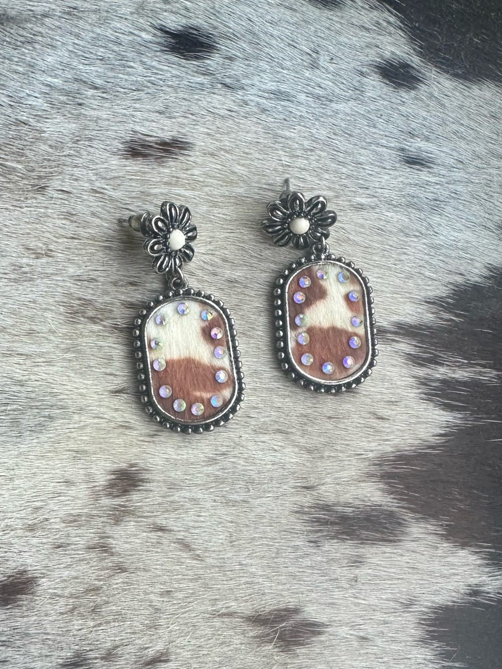 Western silver cowhide earrings